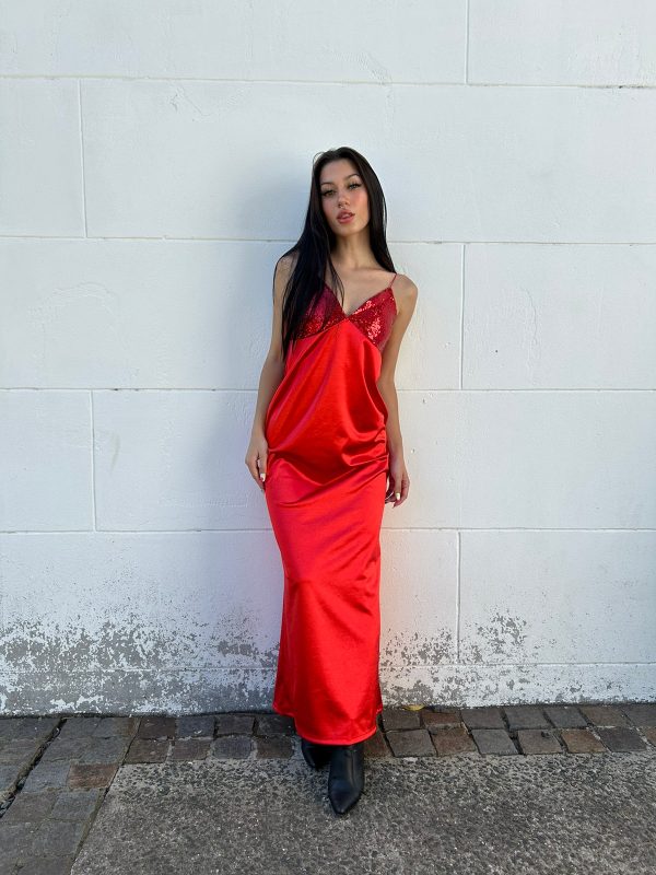 Art. 826-SAT Vestido saten largo cola de rata combi lentejuelas